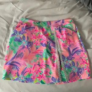 Lilly Pulitzer size 6 golf skort (luxletic)